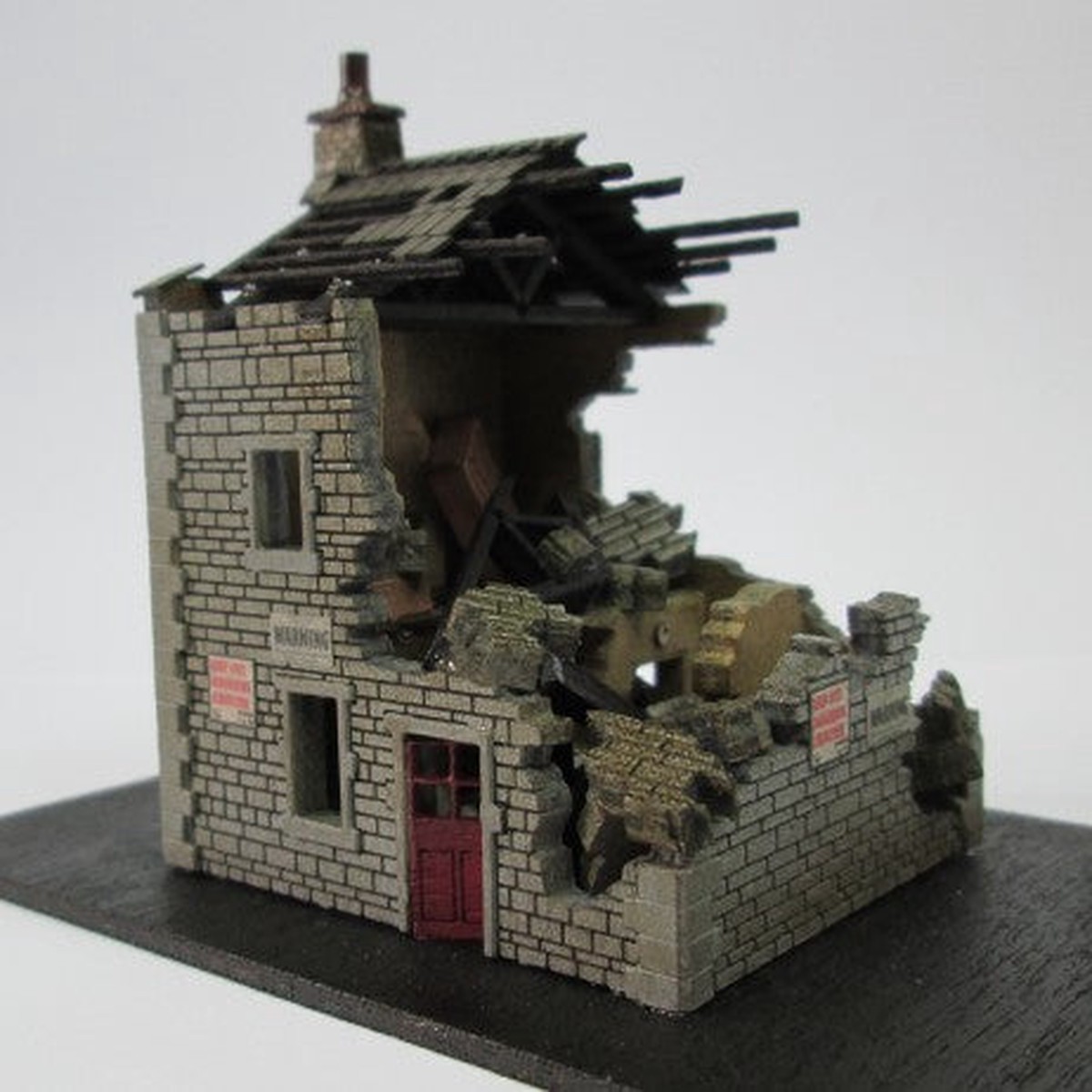 Ancorton Models N Gauge Ruined House