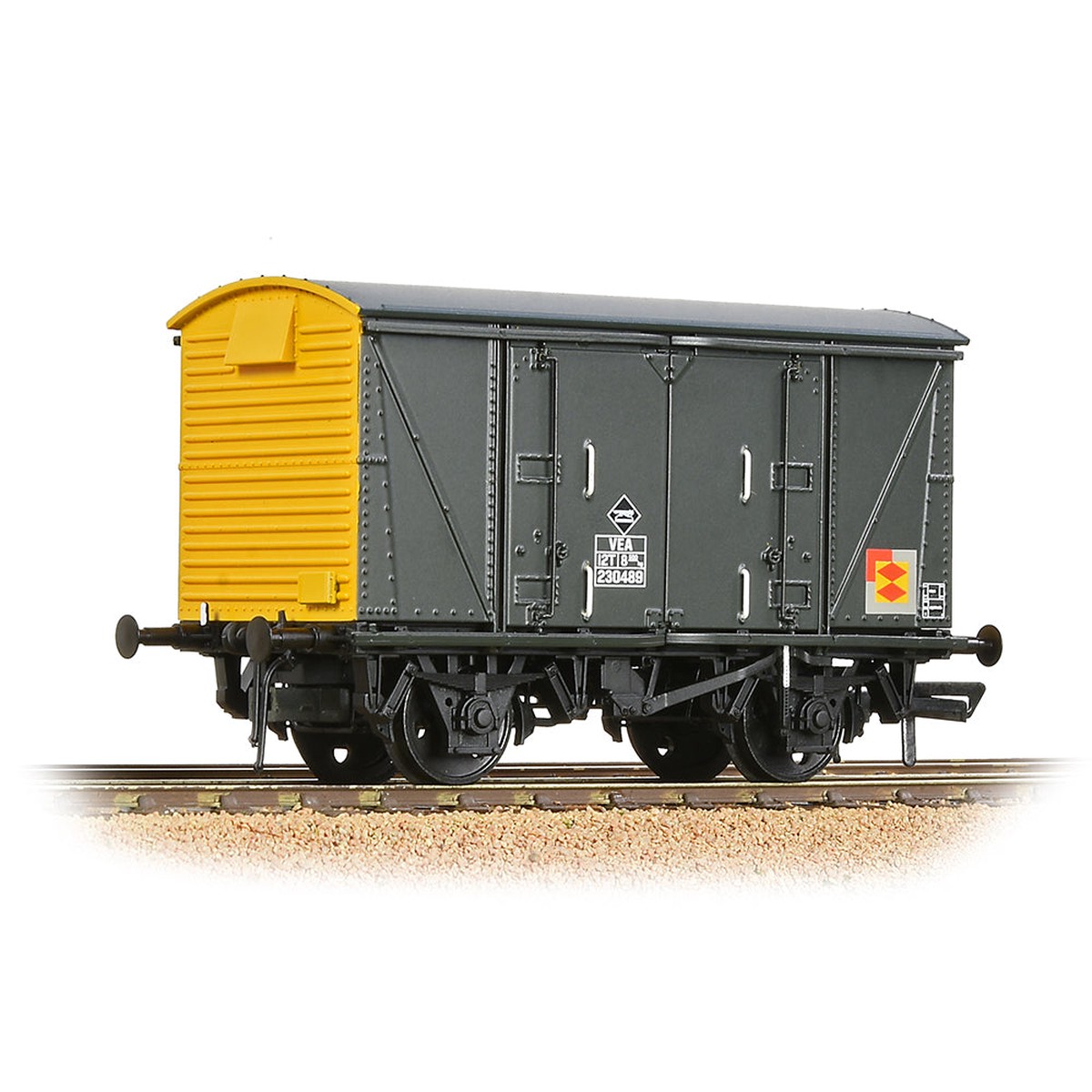 Bachmann BR VEA Van BR Railfreight Distribution Sector