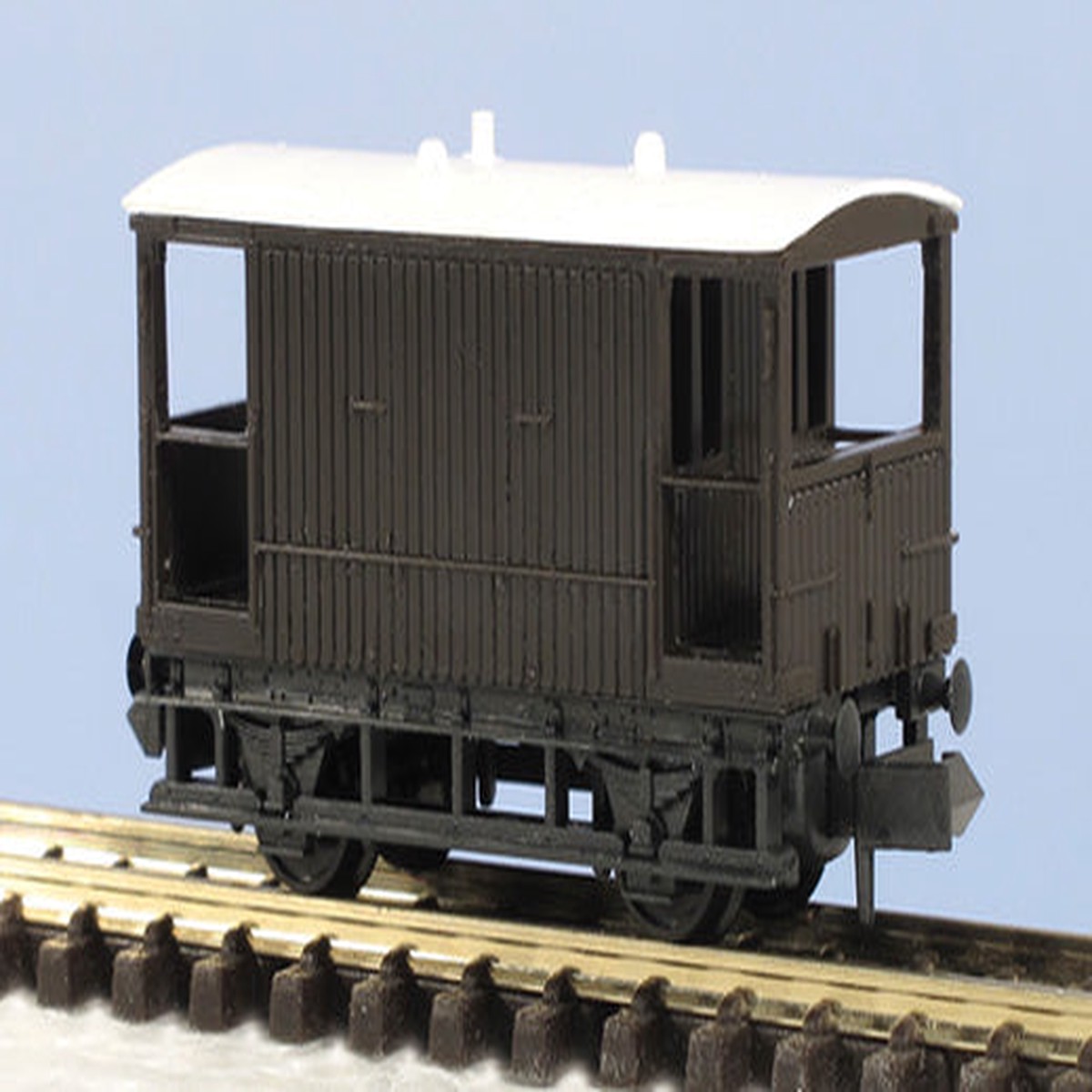 Peco KNR-48 LMS Goods Brake Van