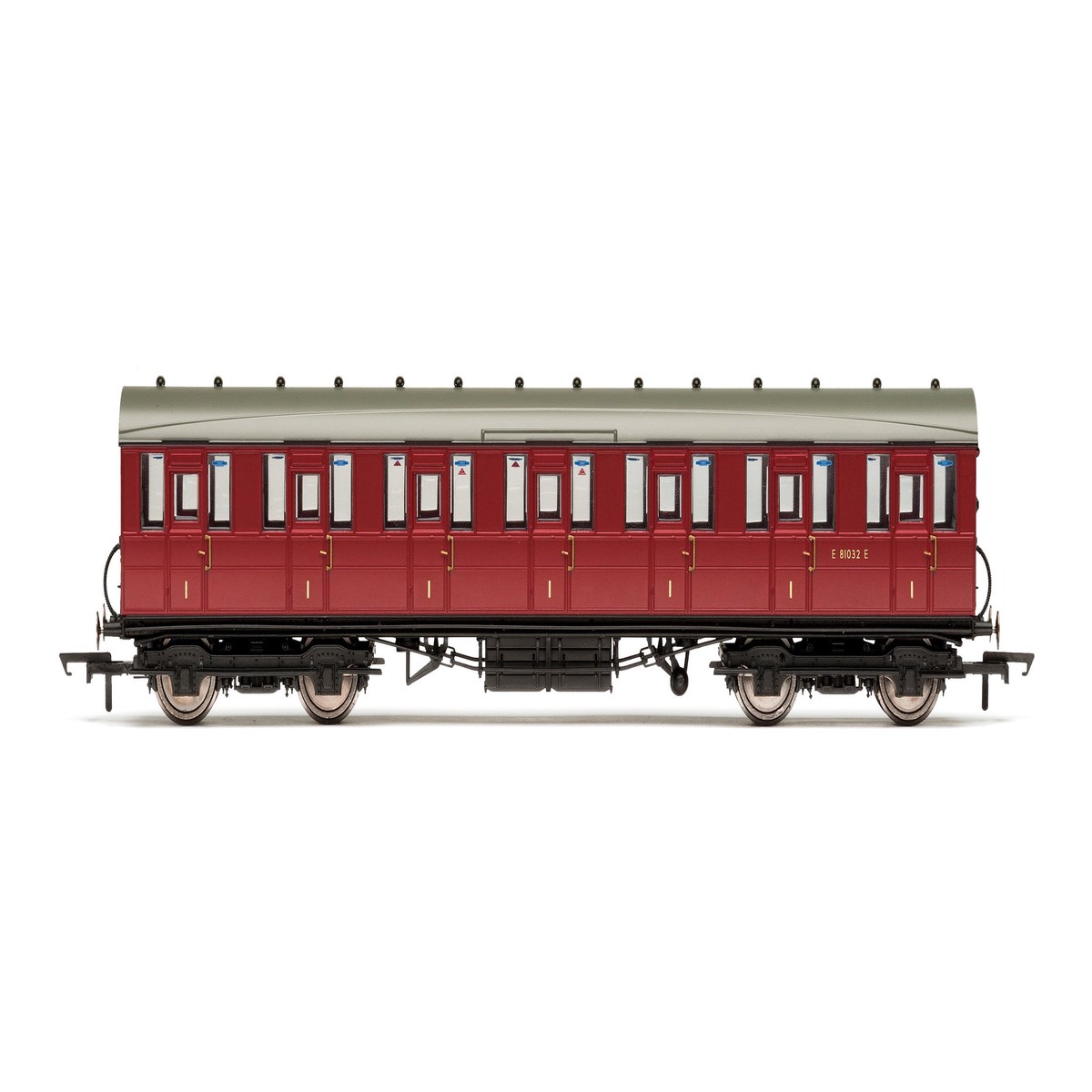 Hornby R4519B BR 51' Gresley Non-Vestibuled Suburban First Coach E81032E- Era 5