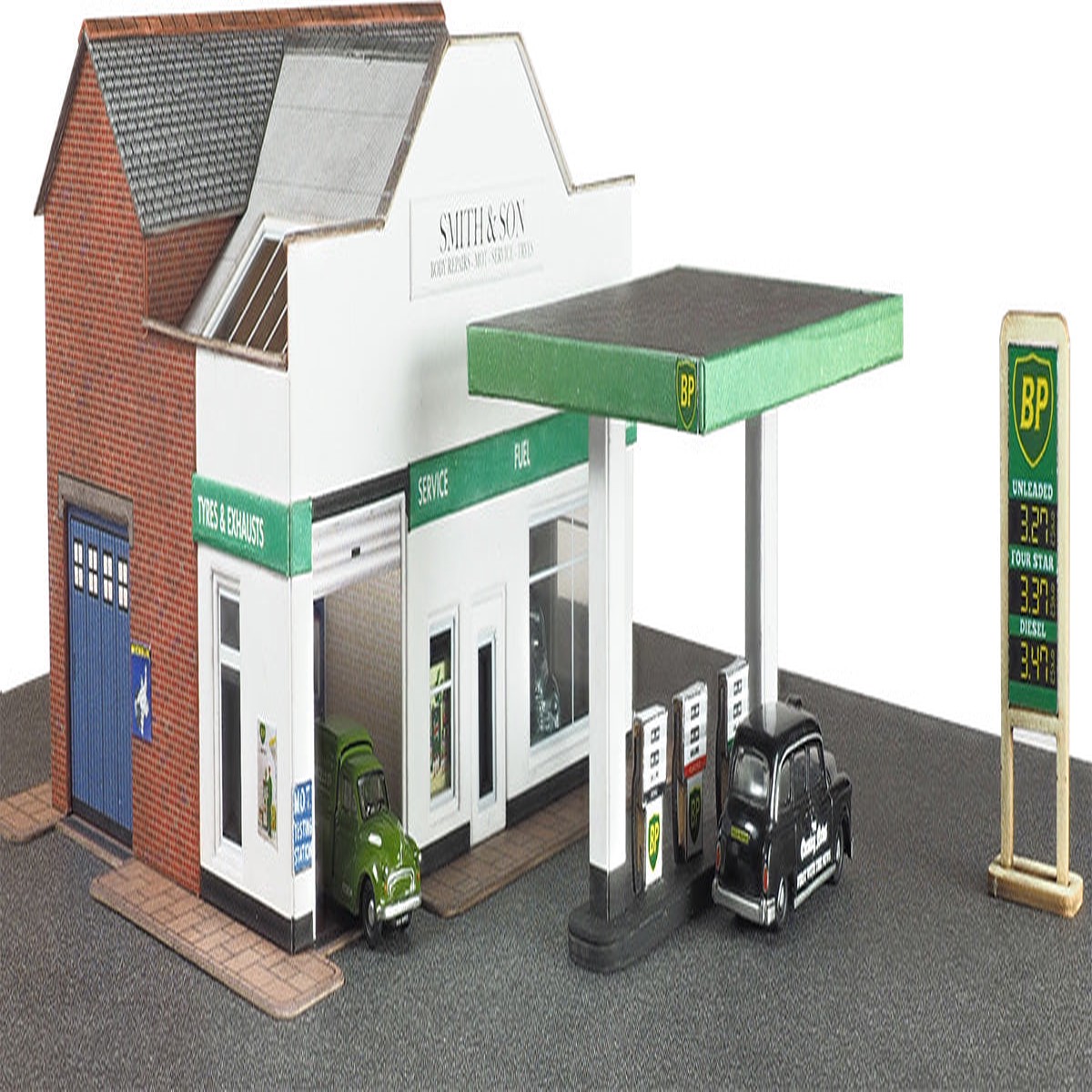 Metcalfe N Gauge PN181 Service Station
