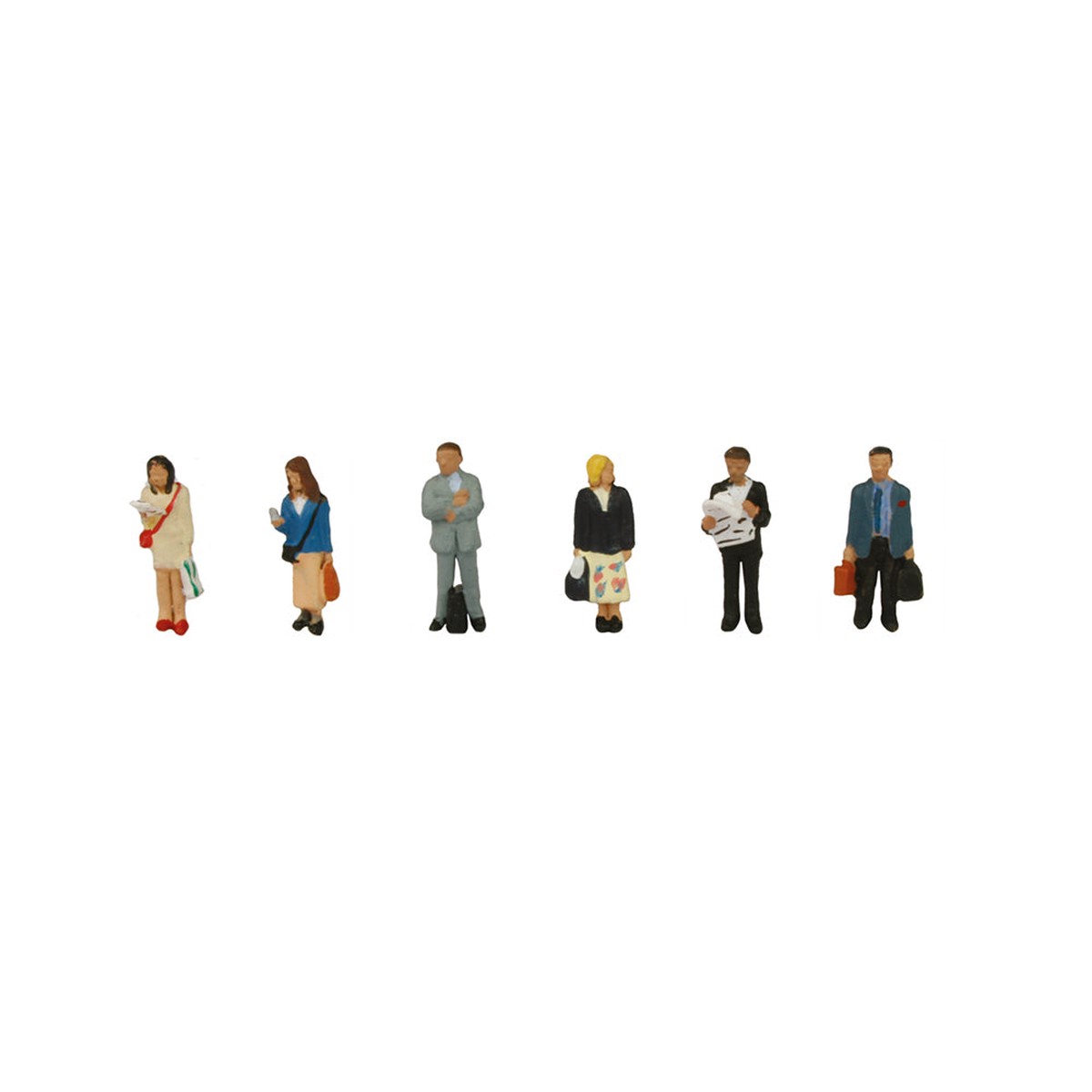 Scenecraft 379-304 Station Passengers Standing Figures