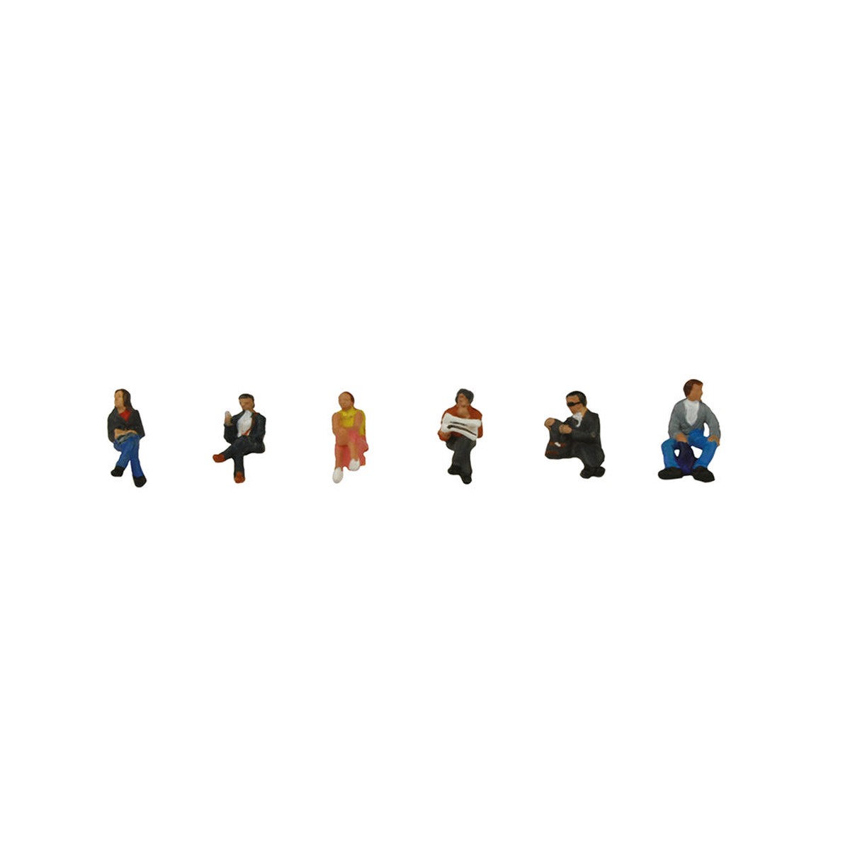 Scenecraft 379-305 Station Passengers Sitting Figures