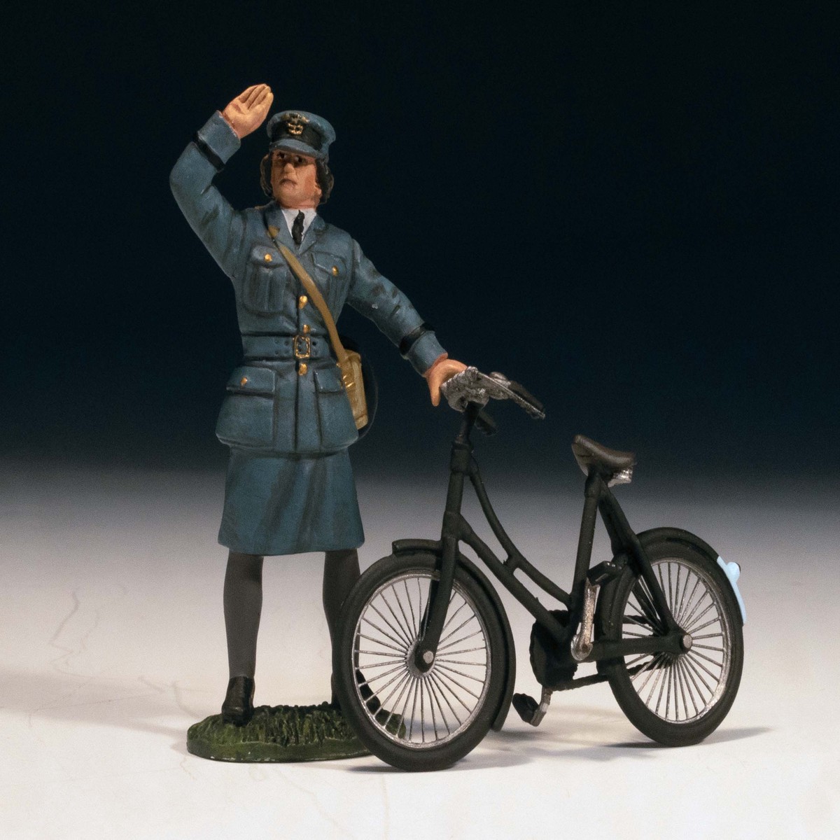 W.Britains RAF Commemorative Set - WAAF with Bicycle 1943