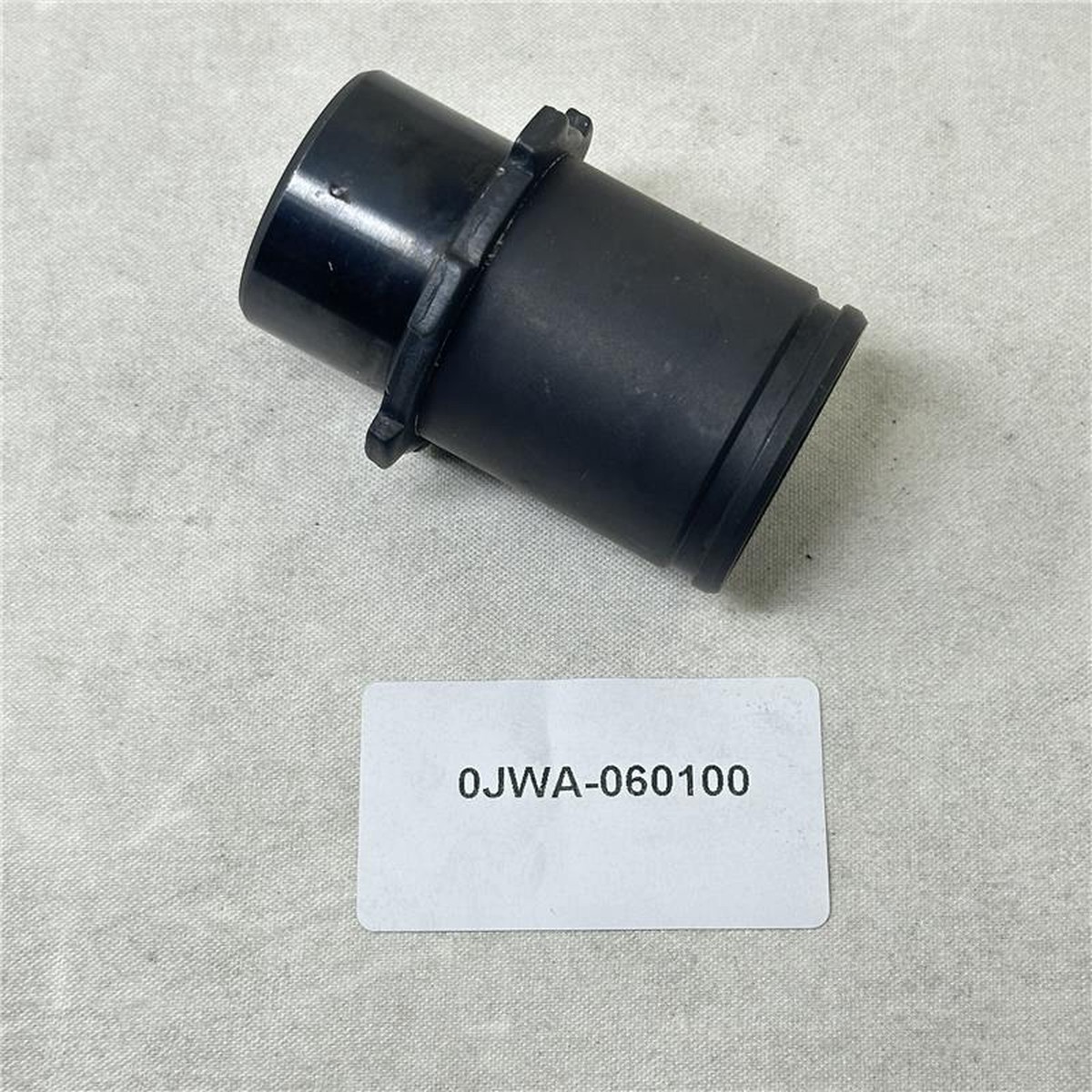 0JWA-060100 REAR OUTPUT BUSHING ASSY